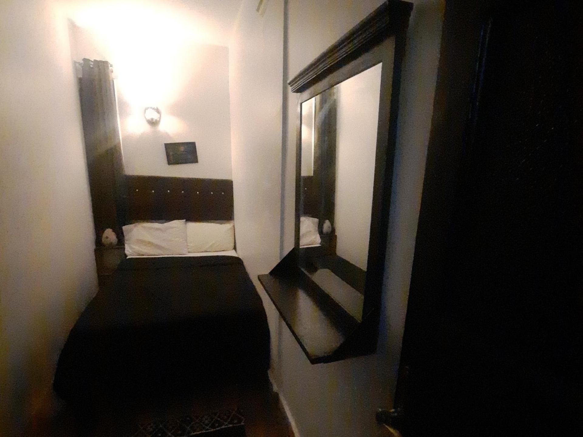 Happy Life Hostel Kahire Oda fotoğraf